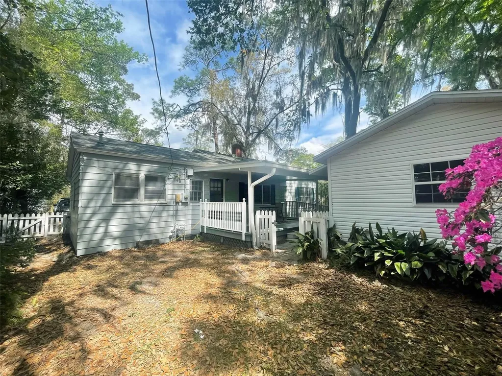 745 NE 10th Avenue Gainesville FL 32601