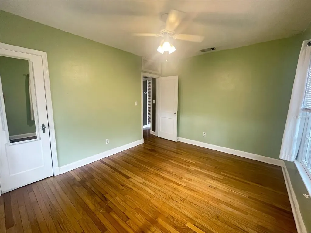 745 NE 10th Avenue Gainesville FL 32601