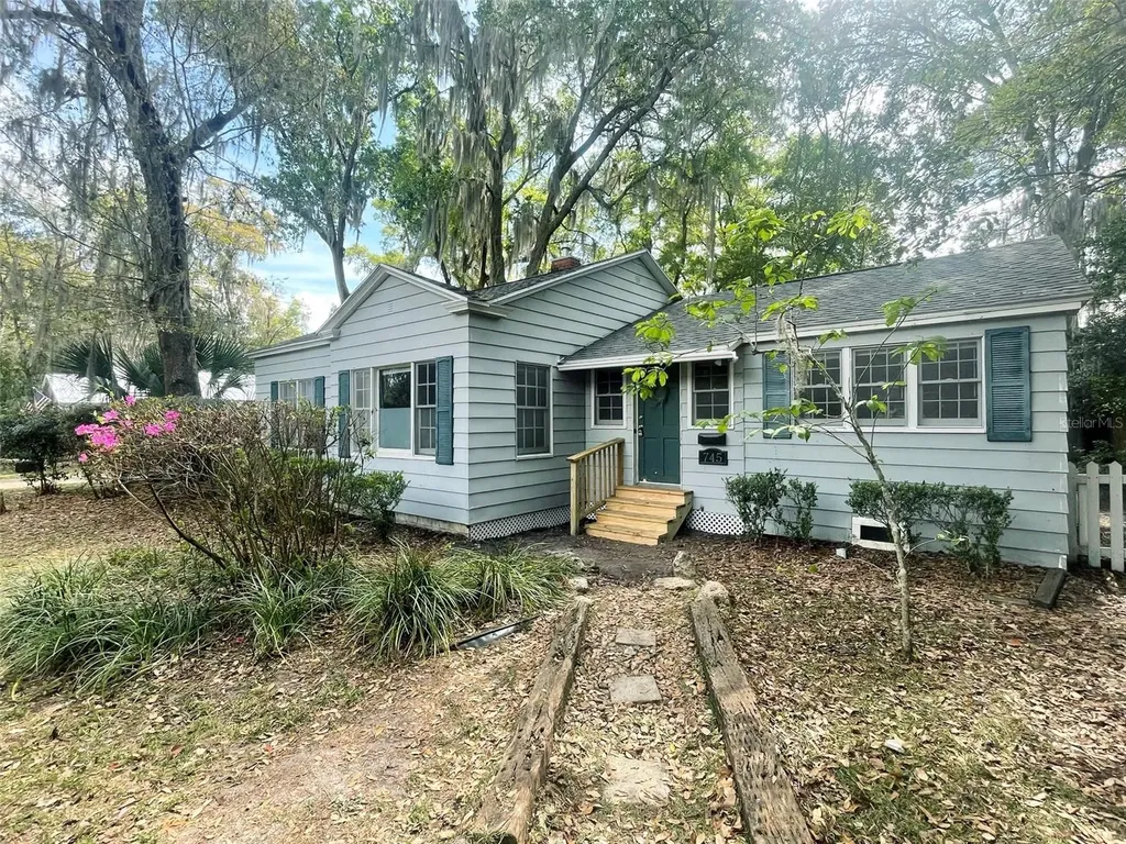 745 NE 10th Avenue Gainesville FL 32601