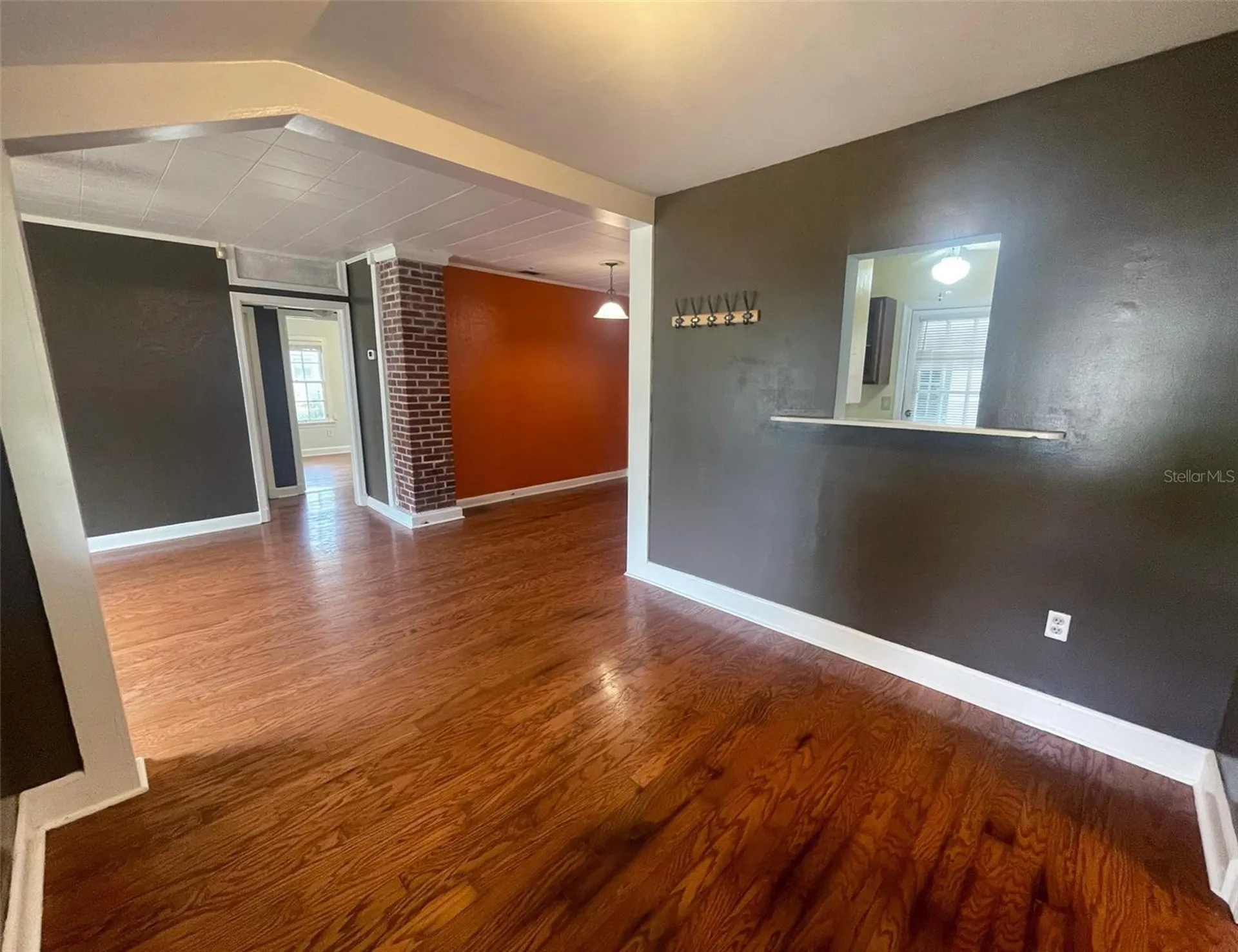 745 NE 10th Avenue Gainesville FL 32601