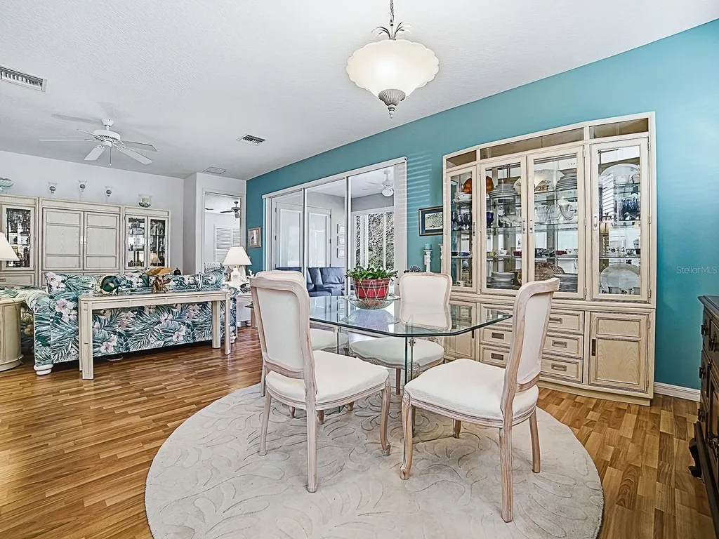 33122 Meadow Side Court Leesburg FL 34748