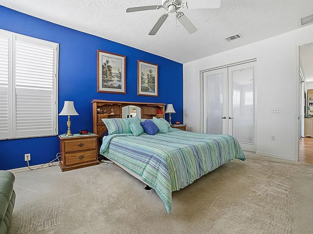 33122 Meadow Side Court Leesburg FL 34748