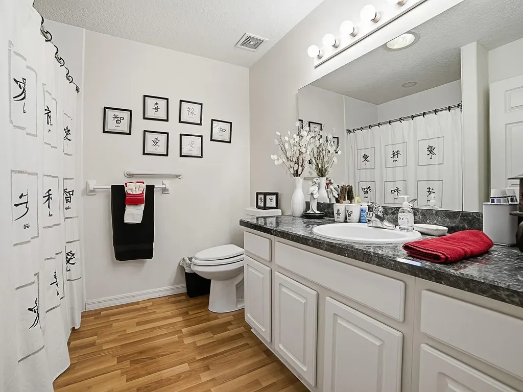 33122 Meadow Side Court Leesburg FL 34748