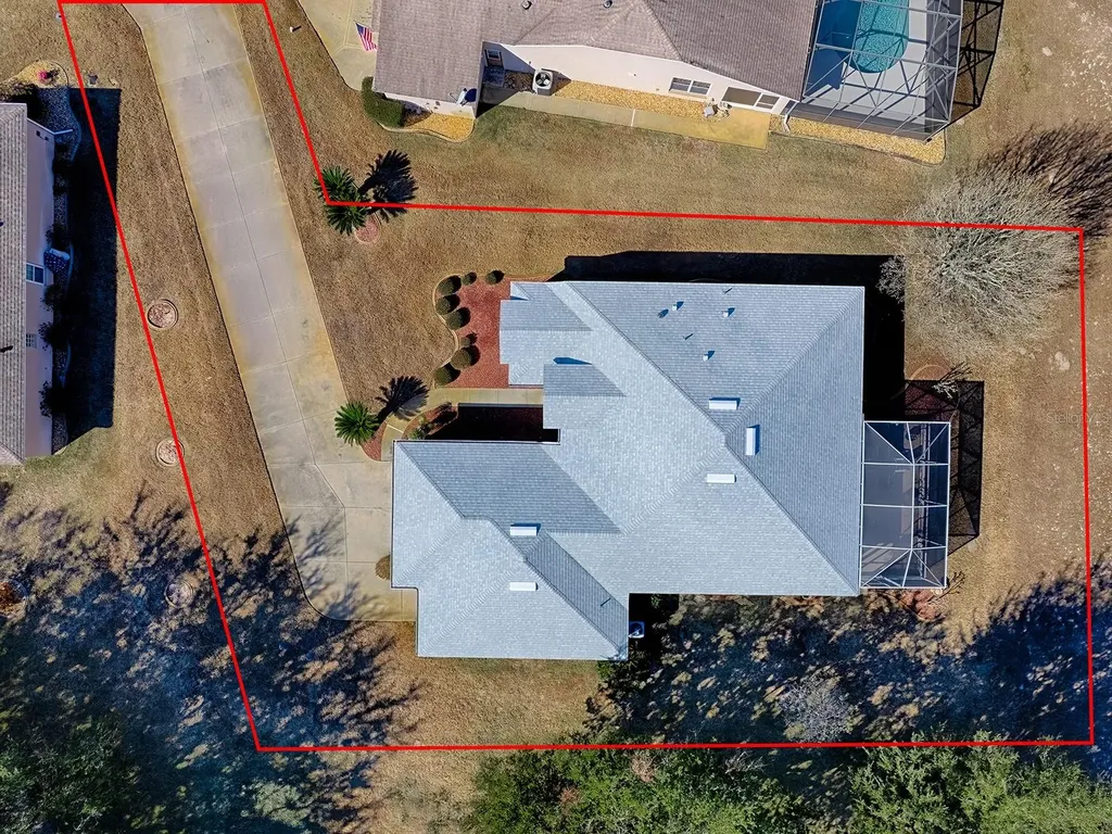 33122 Meadow Side Court Leesburg FL 34748