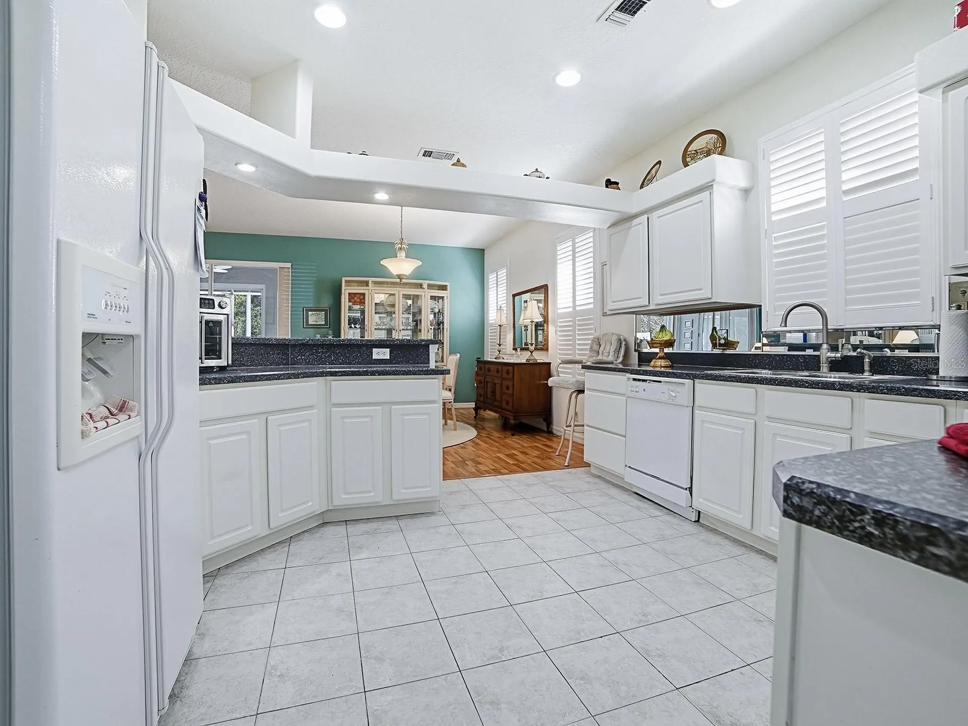 33122 Meadow Side Court Leesburg FL 34748