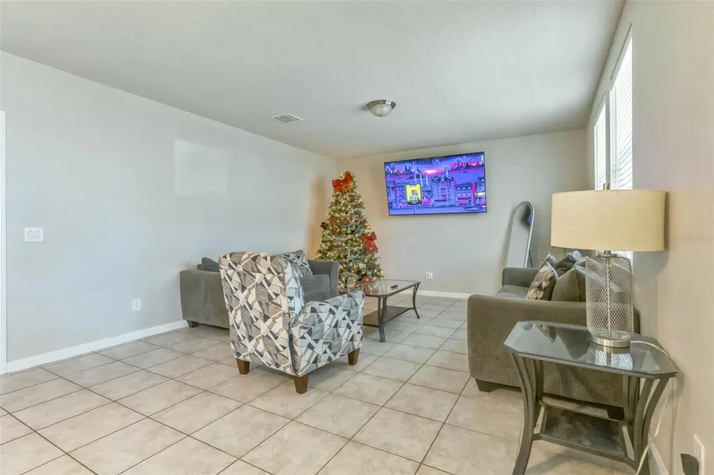 1262 Citrus Landings Boulevard Davenport FL 33837