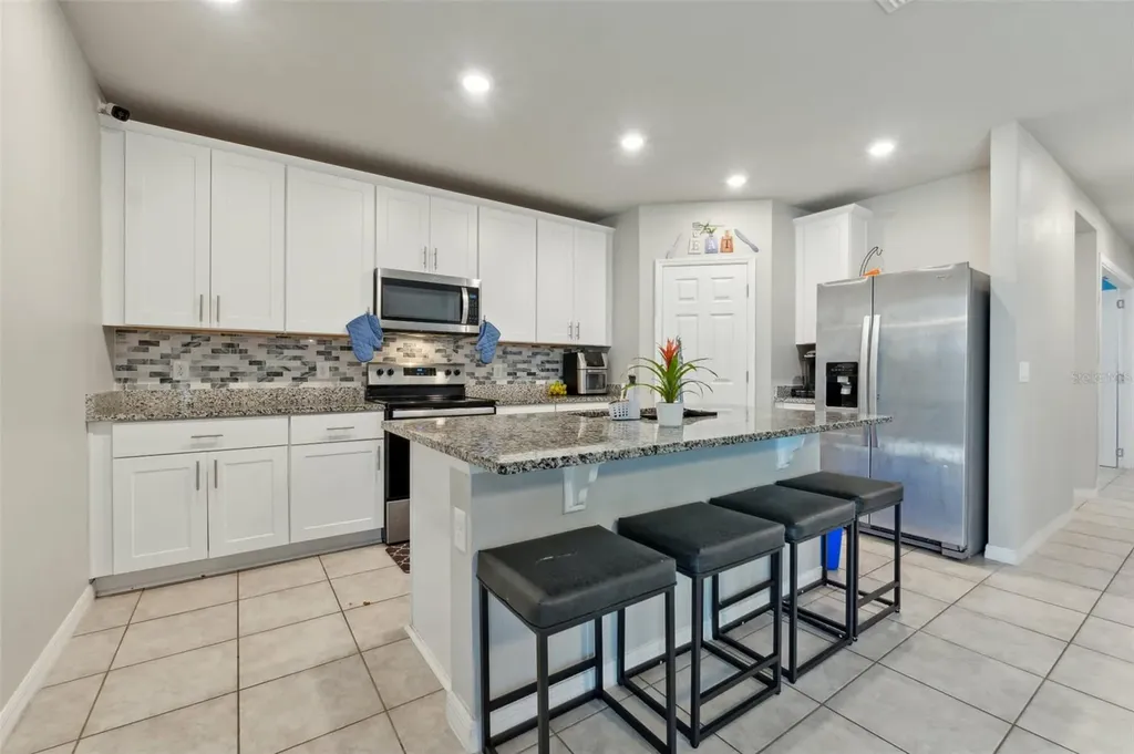 1262 Citrus Landings Boulevard Davenport FL 33837