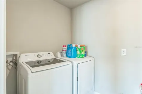 1262 Citrus Landings Boulevard Davenport FL 33837