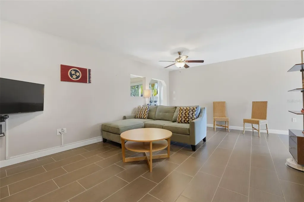 304 108th Street W Bradenton FL 34209