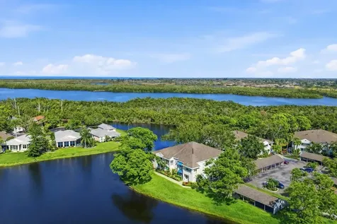 304 108th Street W Bradenton FL 34209