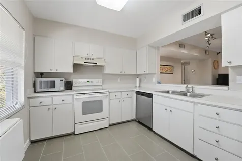 304 108th Street W Bradenton FL 34209