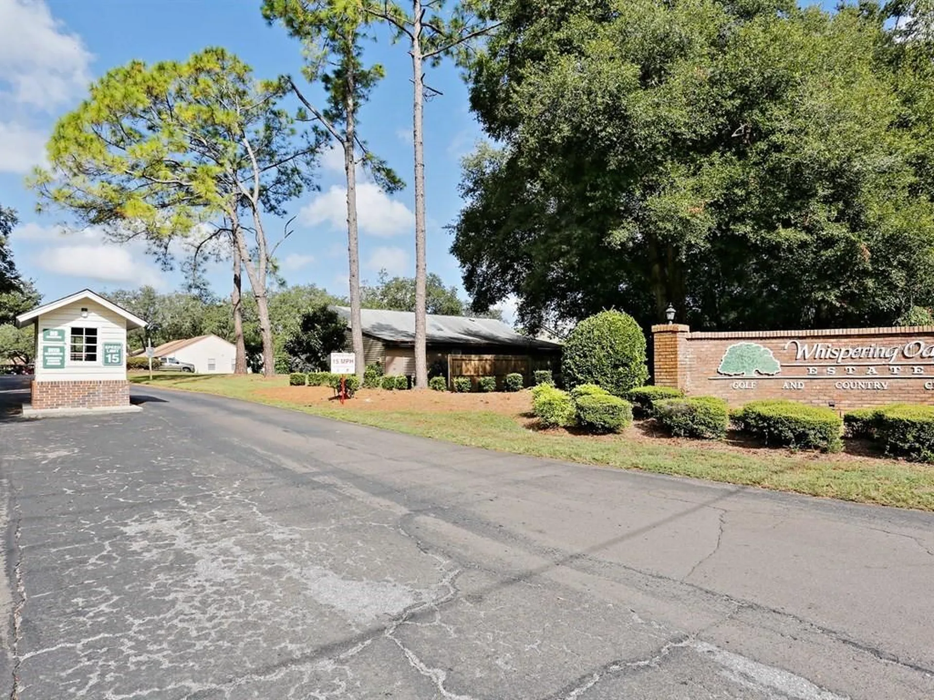35077 Whispering Oaks Boulevard Dade City FL 33523