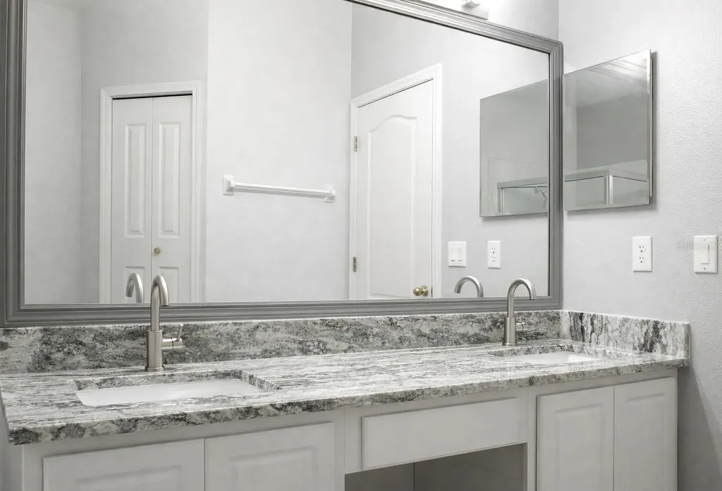 9985 Shadow Creek Drive Orlando FL 32832