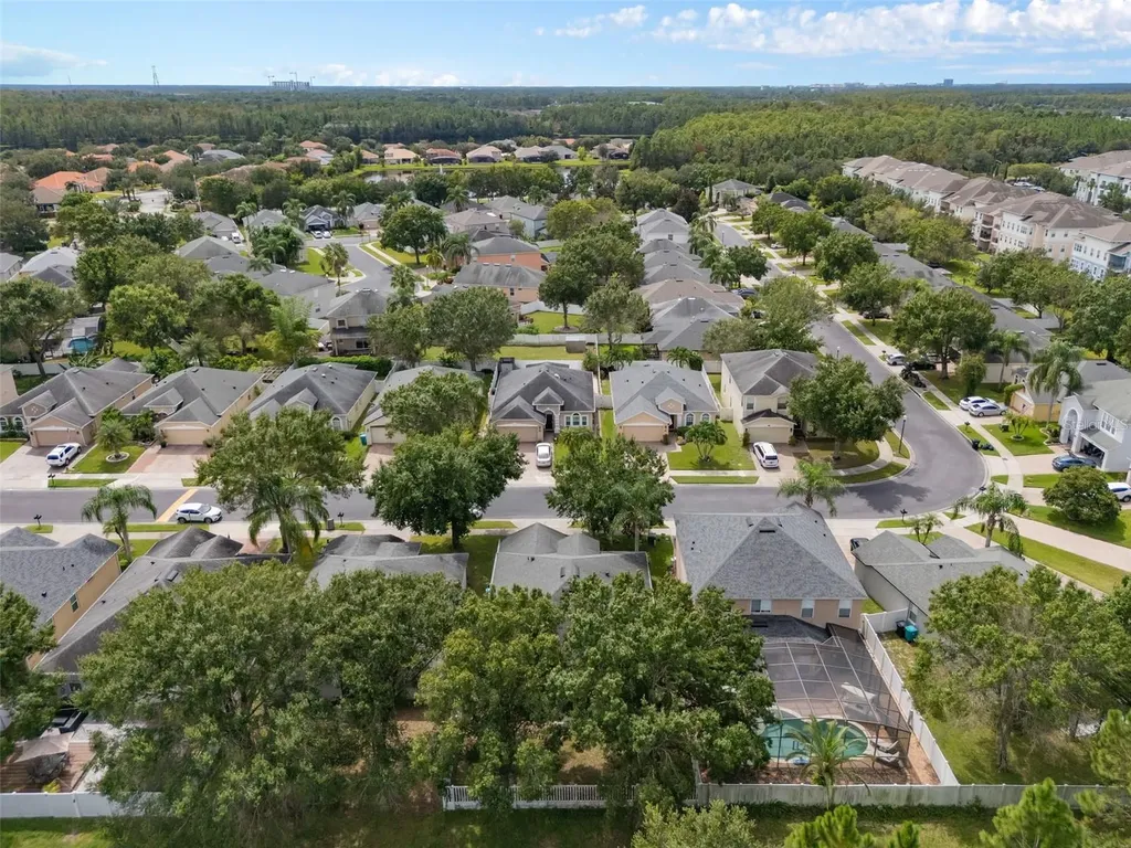 9985 Shadow Creek Drive Orlando FL 32832