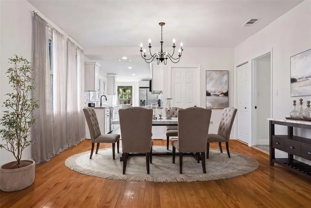 511 E Frances Avenue Tampa FL 33602