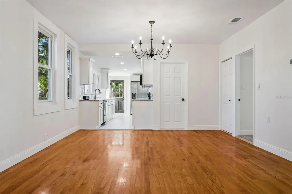 511 E Frances Avenue Tampa FL 33602