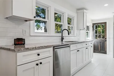 511 E Frances Avenue Tampa FL 33602