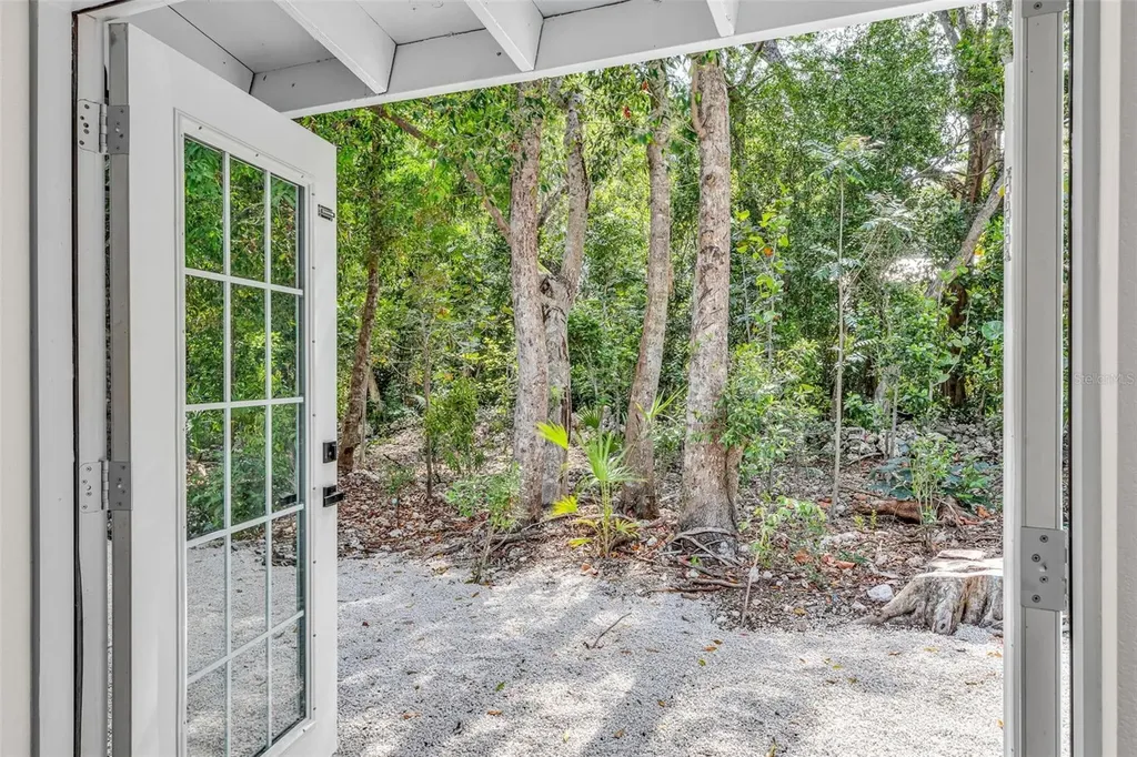 218 Lignumvitae Drive Key Largo FL 33037