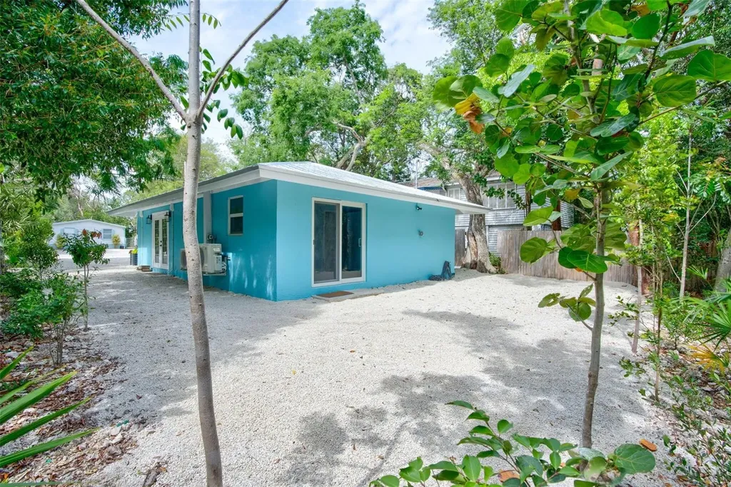 218 Lignumvitae Drive Key Largo FL 33037