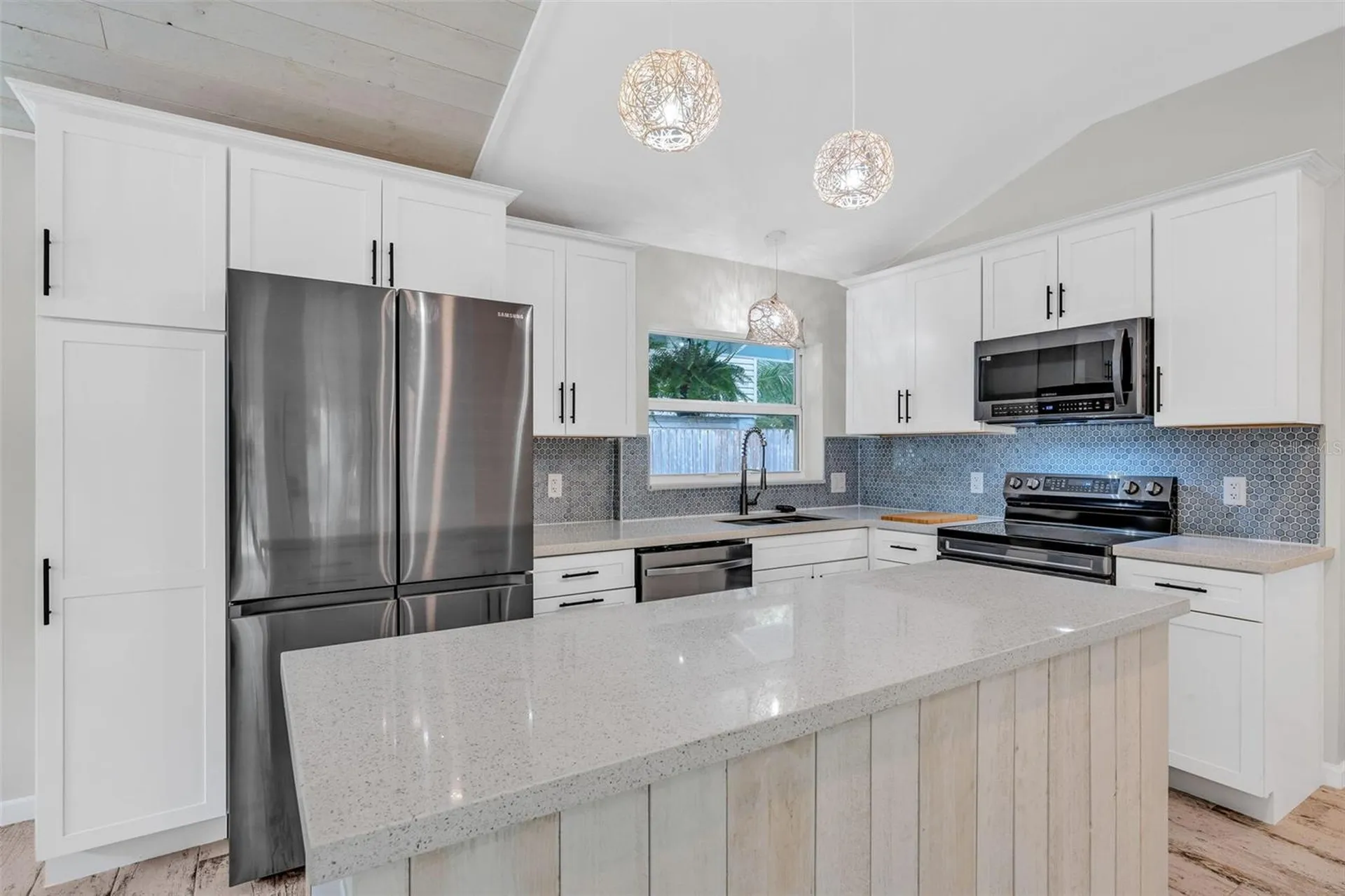 218 Lignumvitae Drive Key Largo FL 33037