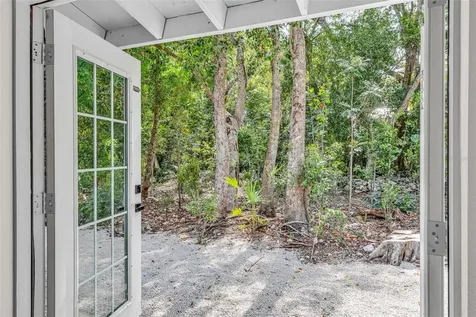 218 Lignumvitae Drive Key Largo FL 33037