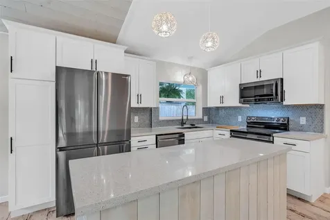 218 Lignumvitae Drive Key Largo FL 33037
