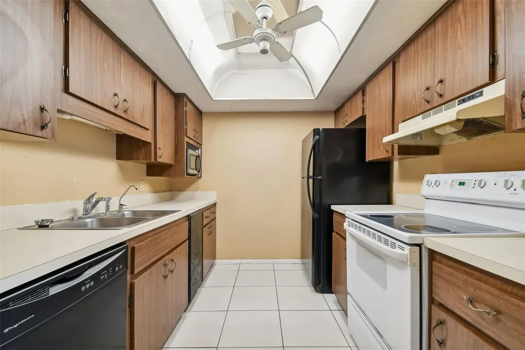 645 N Keene Road Clearwater FL 33755