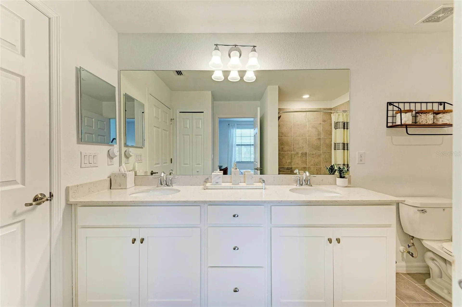 18114 Gawthrop Drive Bradenton FL 34211