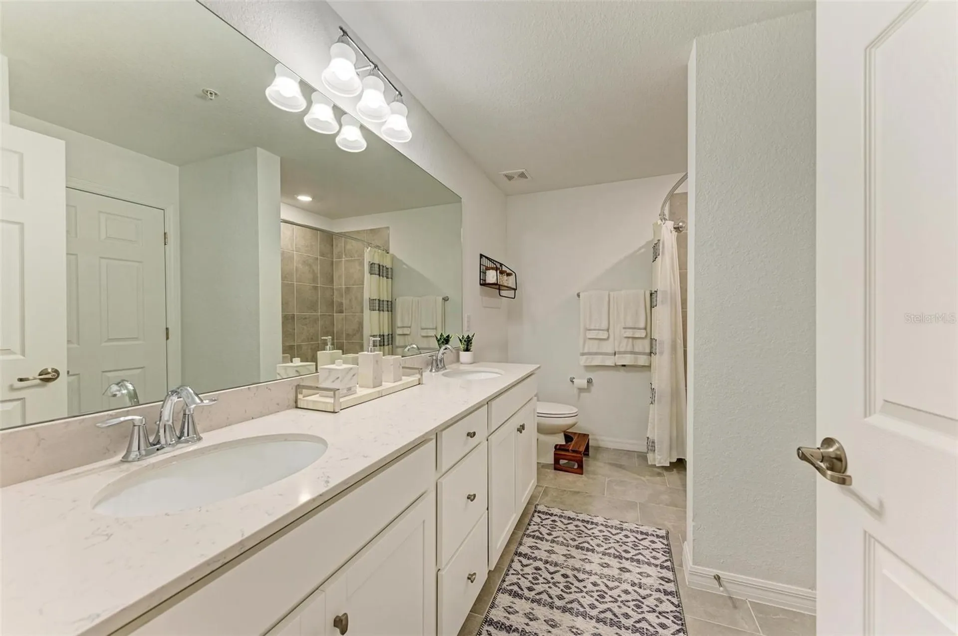 18114 Gawthrop Drive Bradenton FL 34211