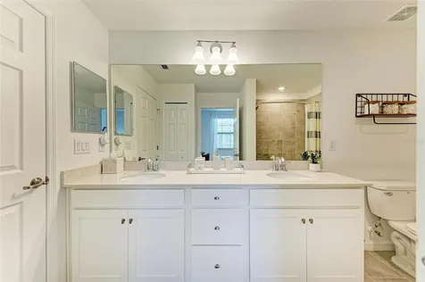 18114 Gawthrop Drive Bradenton FL 34211