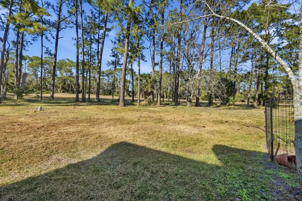 118 Meadowbrook Circle Daytona Beach FL 32114