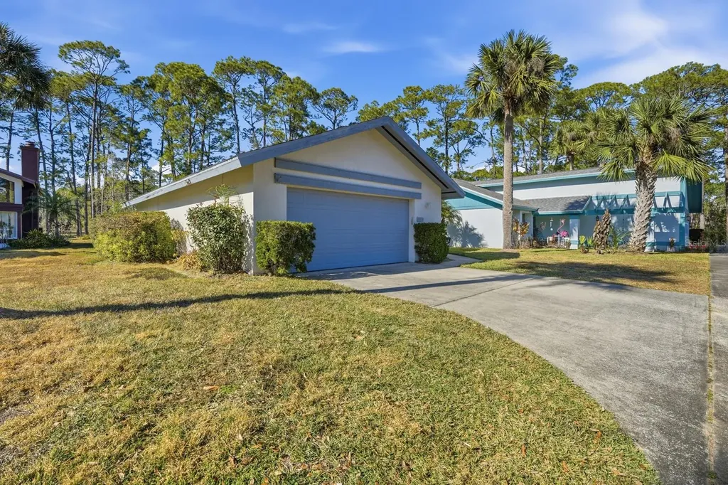 118 Meadowbrook Circle Daytona Beach FL 32114