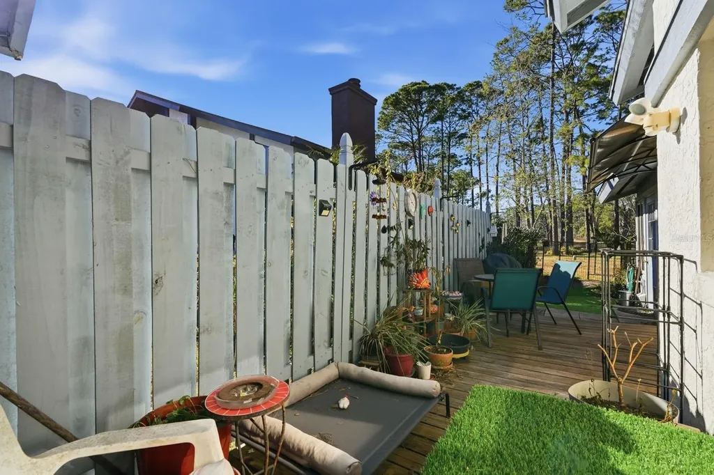 118 Meadowbrook Circle Daytona Beach FL 32114