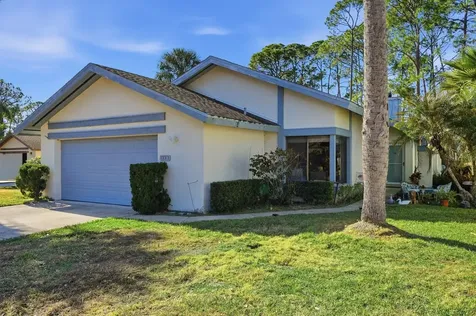118 Meadowbrook Circle Daytona Beach FL 32114