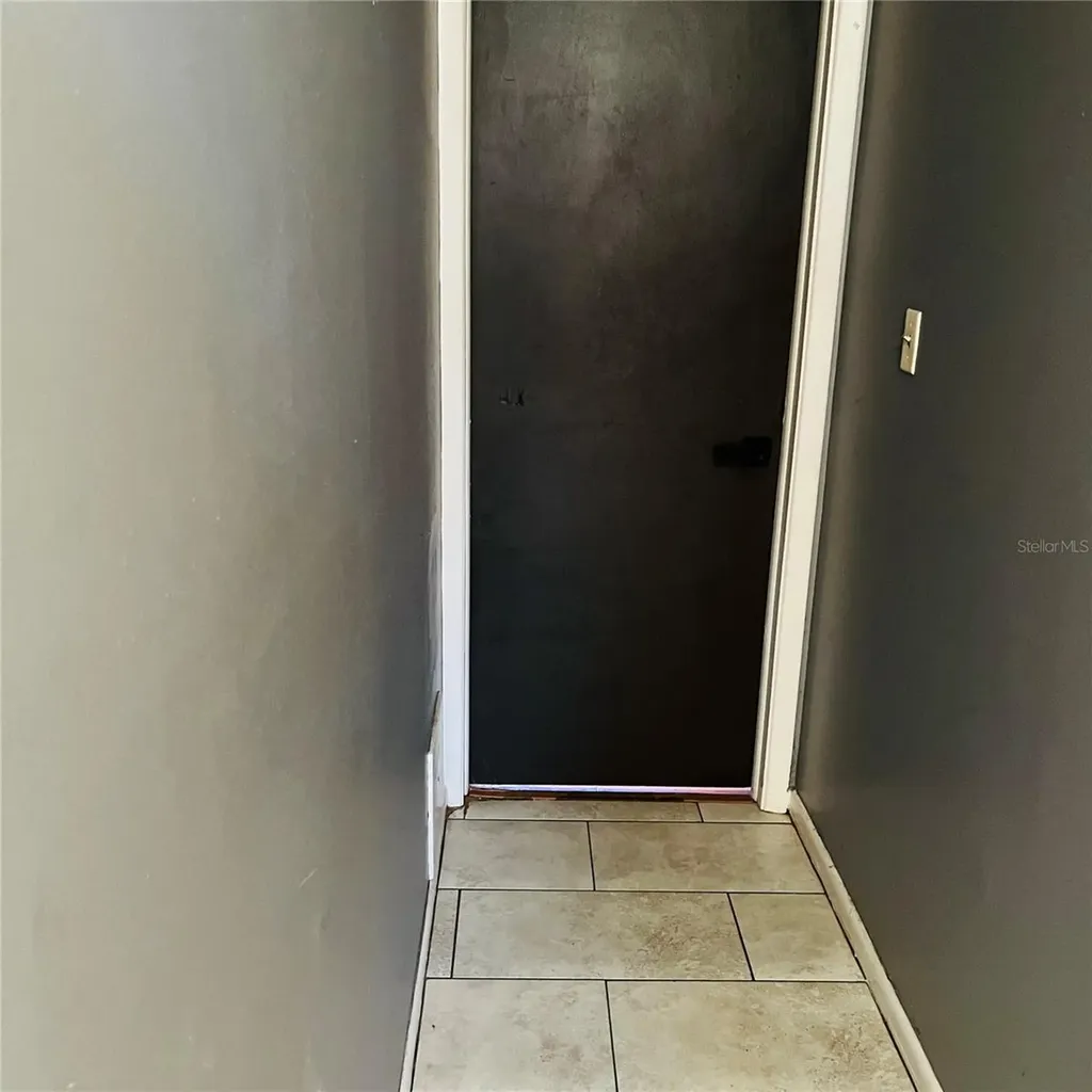 502 Calhoun Avenue Seffner FL 33584
