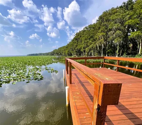 15618 SE Us Highway 301 Hawthorne FL 32640