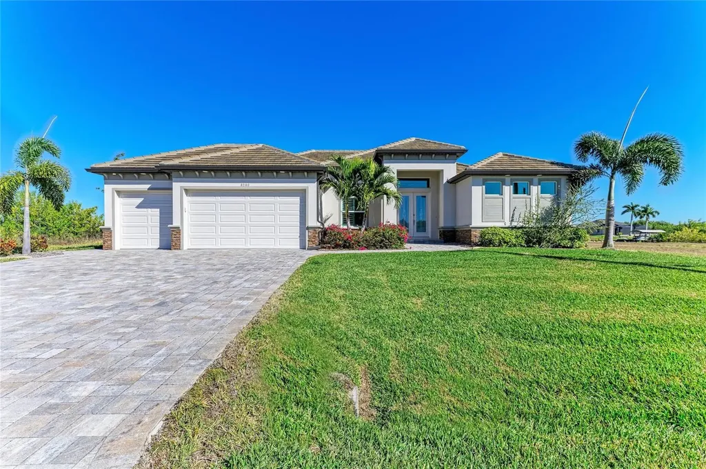 8290 Tracy Circle Port Charlotte FL 33981