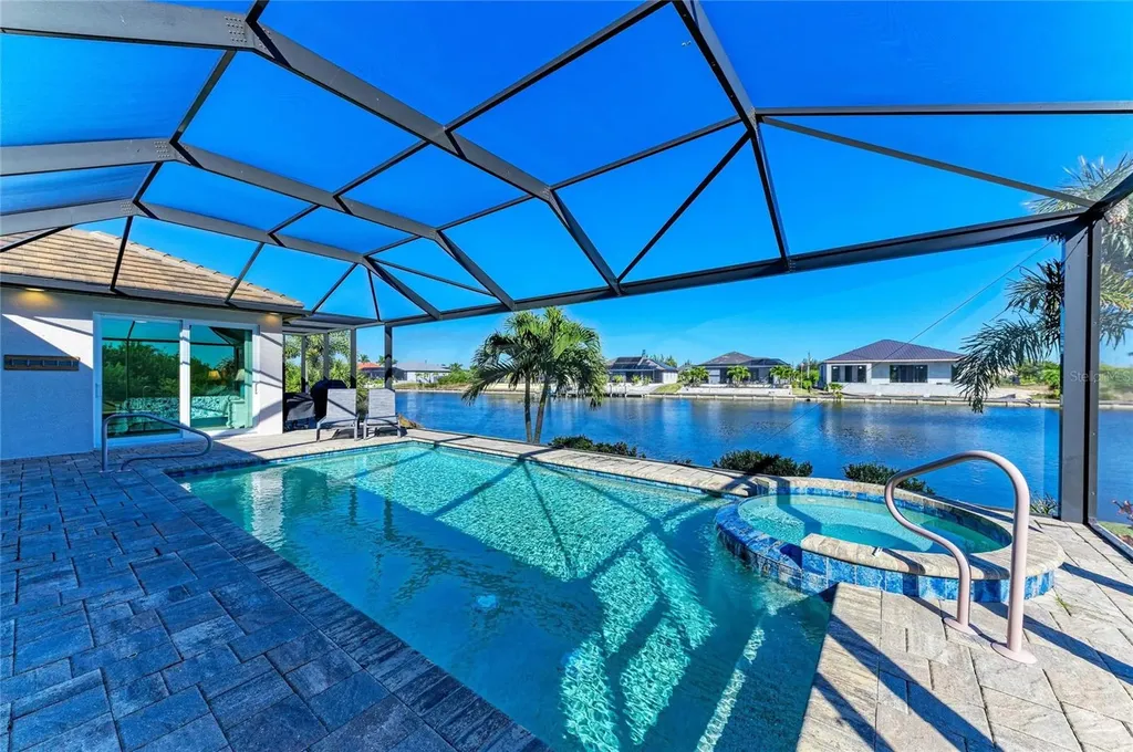 8290 Tracy Circle Port Charlotte FL 33981
