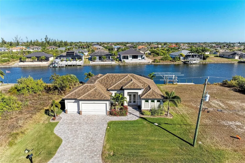 8290 Tracy Circle Port Charlotte FL 33981