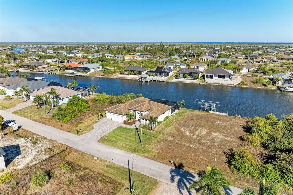 8290 Tracy Circle Port Charlotte FL 33981