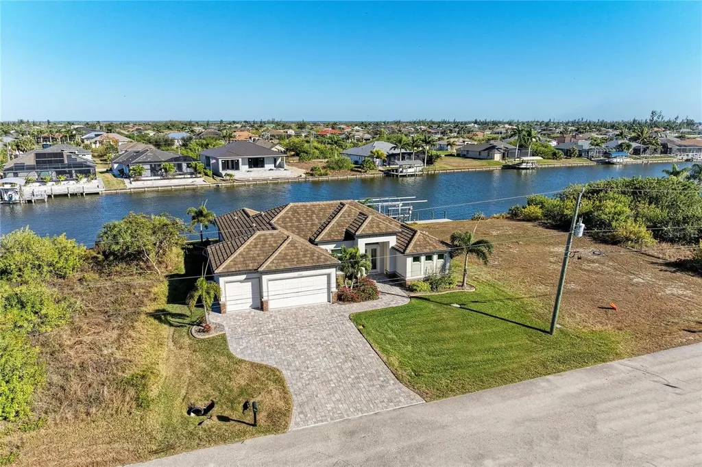 8290 Tracy Circle Port Charlotte FL 33981