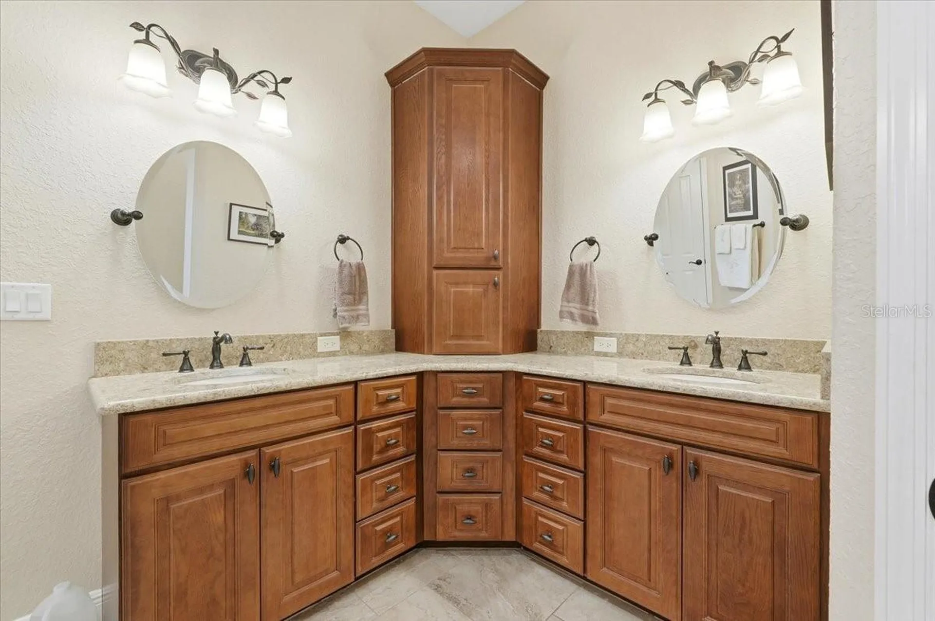 719 Teaberry Trail Polk City FL 33868