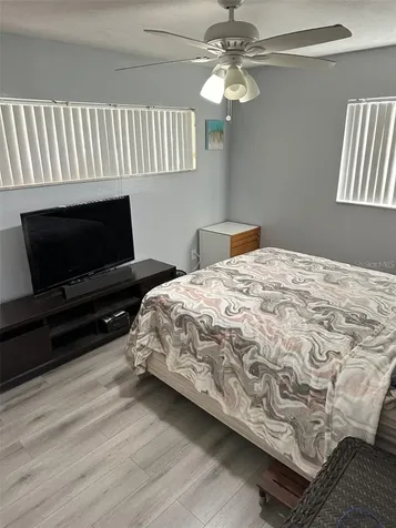 1203 N Saturn Avenue Clearwater FL 33755
