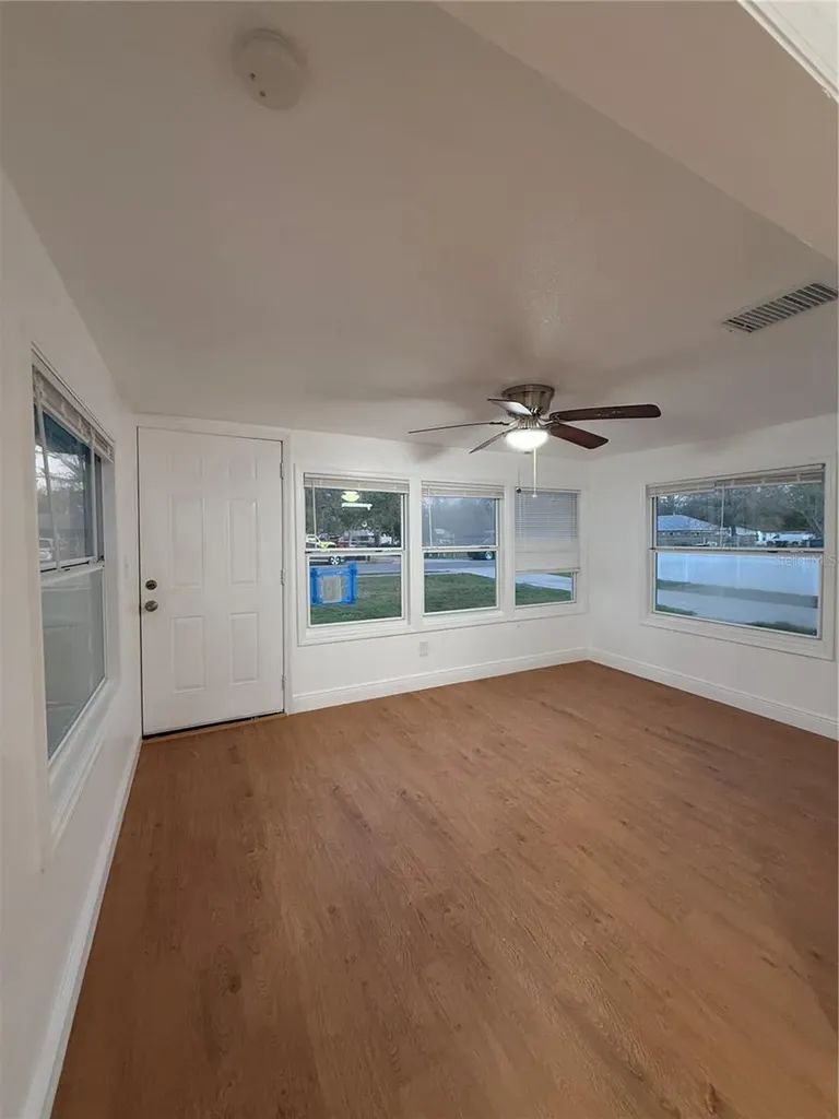 636 Coke Avenue Winter Garden FL 34787