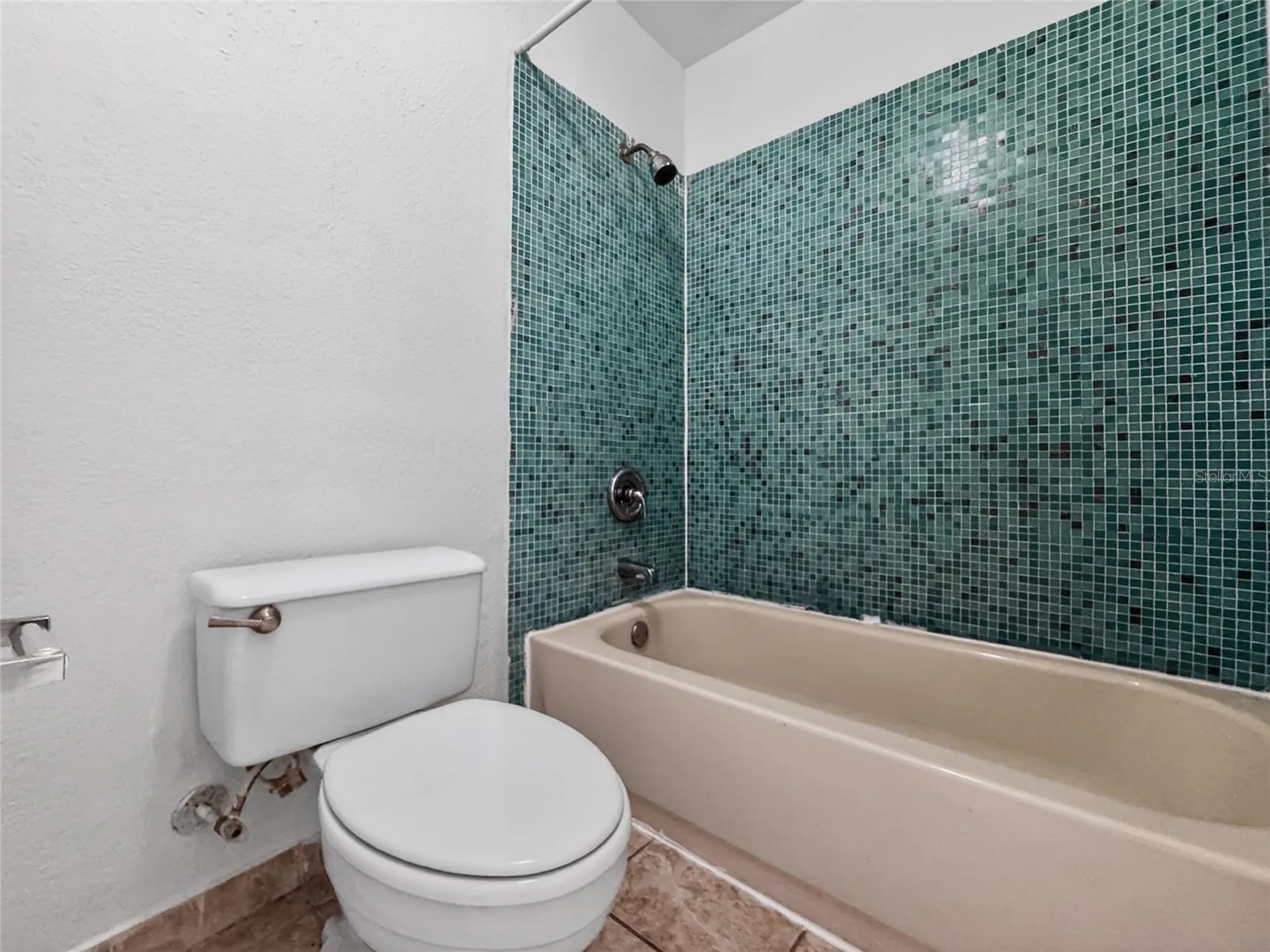 8421 S Orange Blossom Trail Orlando FL 32809