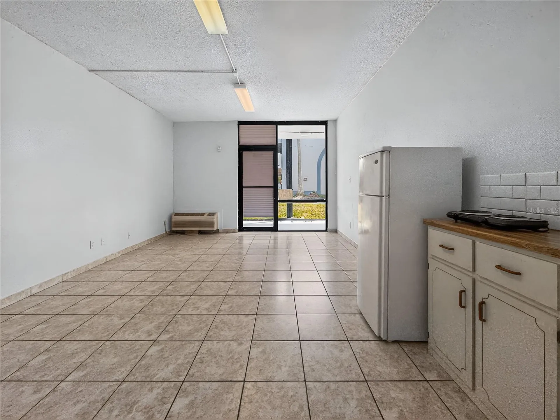 8421 S Orange Blossom Trail Orlando FL 32809