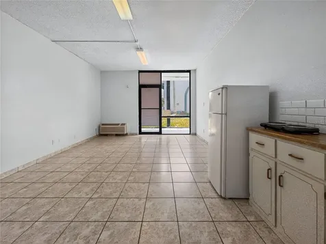 8421 S Orange Blossom Trail Orlando FL 32809