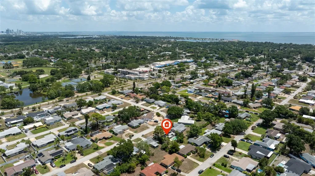 1344 62nd Place S St Petersburg FL 33705