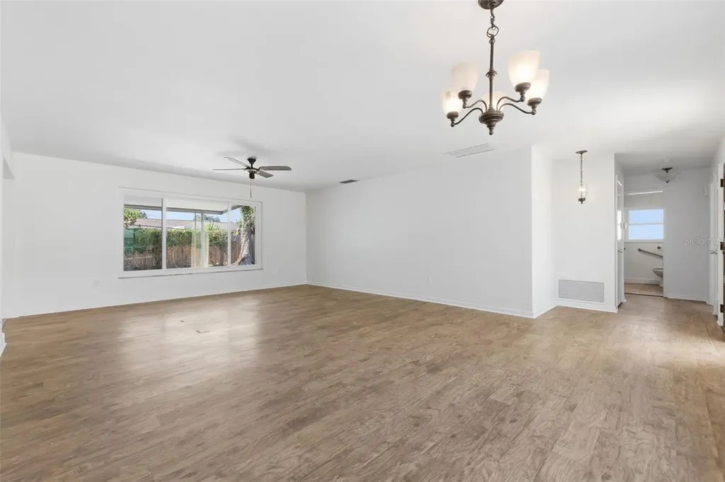 1344 62nd Place S St Petersburg FL 33705