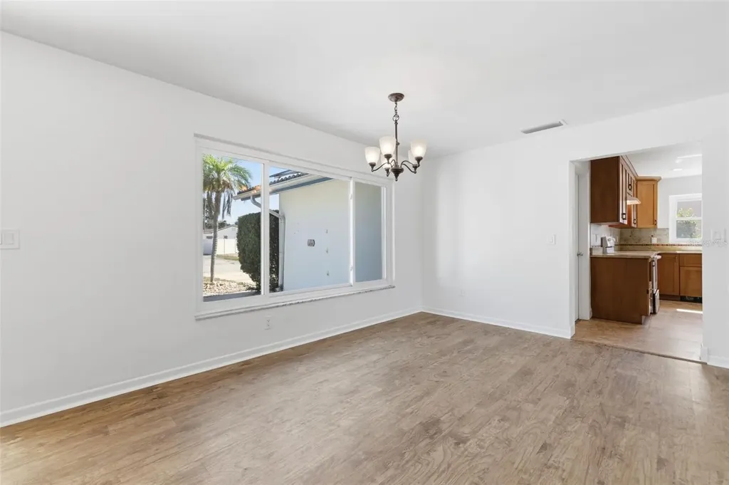 1344 62nd Place S St Petersburg FL 33705